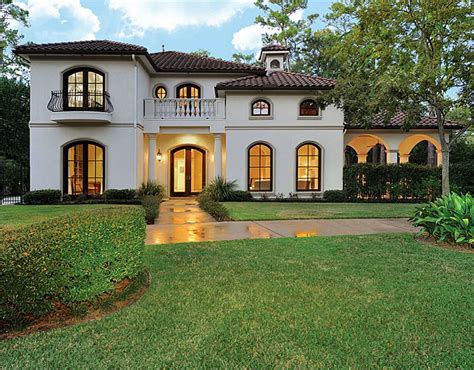 Charming Spanish Mediterranean-style home for sale in Houston