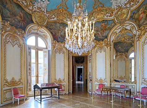 Rococo: The Height Of French Flamboyancy