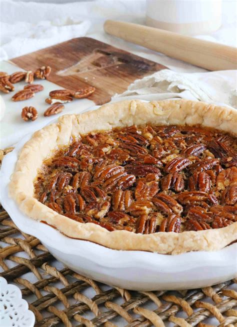 Easy Pecan Pie Recipe - The Anthony Kitchen