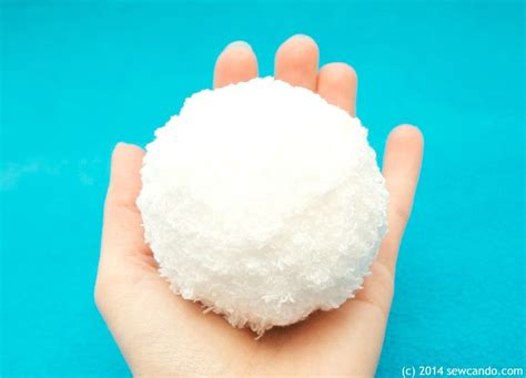 Sew Can Do: Tutorial Time: Make An Indoor Snowball Fight Set