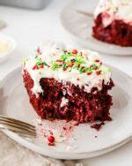 Christmas Poke Cake | Cake Mix Recipes