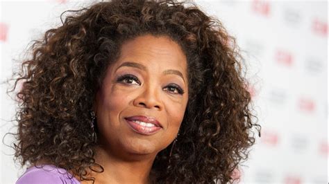 Oprah Winfrey Buys Stake in Weight Watchers | 15 Minute News