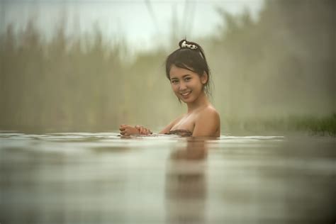 Premium Photo | Pretty girls taking bath in japanese style onsen hot springs