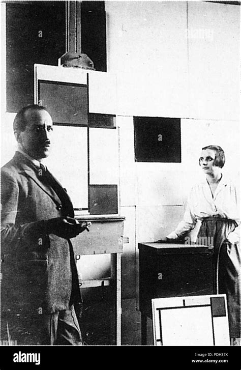 260 Piet Mondrian and Pétro van Doesburg Stock Photo - Alamy