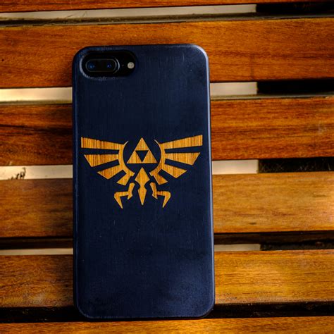 Hylian Crest Zelda 7 Plus & 8 Plus – Dark Side Stuff