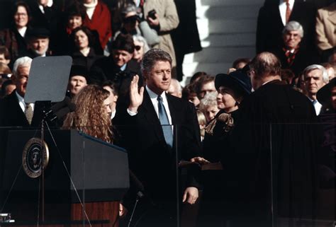 File:Bill Clinton taking the oath of office, 1993.jpg - Wikipedia, the free encyclopedia