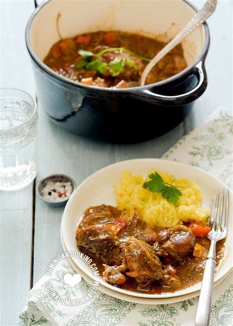 Braised Rabbit in White Wine Sauce Recipe