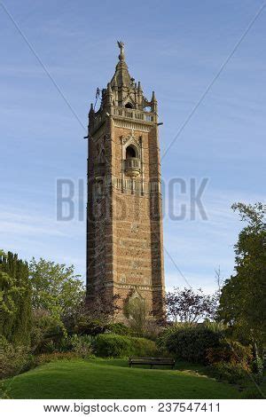 Cabot Tower Image & Photo (Free Trial) | Bigstock