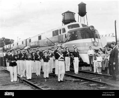 Arrival of the Orange Blossom Special train- Plant City Florida Stock Photo - Alamy
