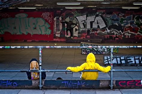Skateboarders in Hoodies | Blue hoodie, yellow hoodie. | Flickr