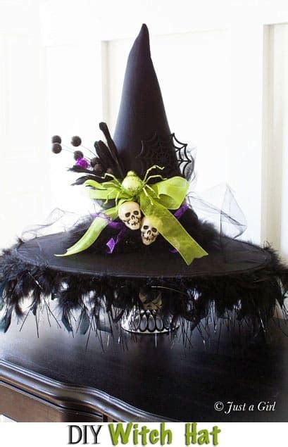 DIY Decorated Witch Hat