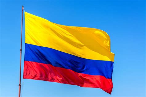 Significado de la bandera y el escudo de Colombia