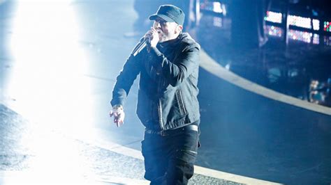 The story behind Eminem's surprise Oscars performance of 'Lose Yourself ...