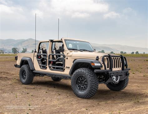 AM General and Jeep partner up for Gladiator XMT light tactical concept ...