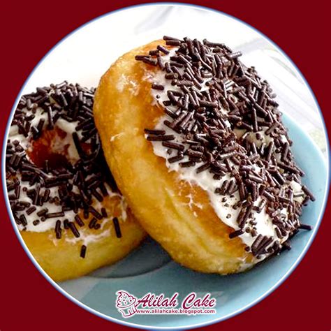 Kedai Alilah ~ Kedai Kue Tradisional Khas Makassar: Kue Tradisional Donat Coklat Meises