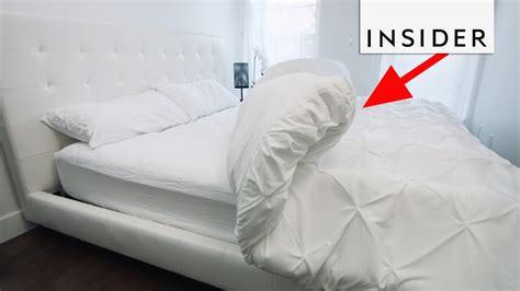 Smart Duvet: Self-Making Bed - YouTube