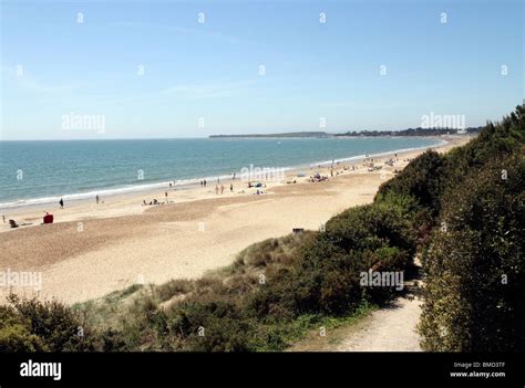 Highcliffe Castle Beach,Christchurch,Dorset looking west Stock Photo ...