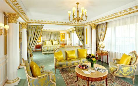 The 50 Most Luxurious Hotels In New York City | Luxury hotels nyc, Luxurious bedrooms, Luxury ...