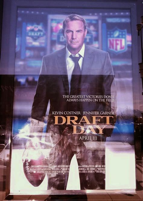 Completely Indie: Draft Day: Movie Review