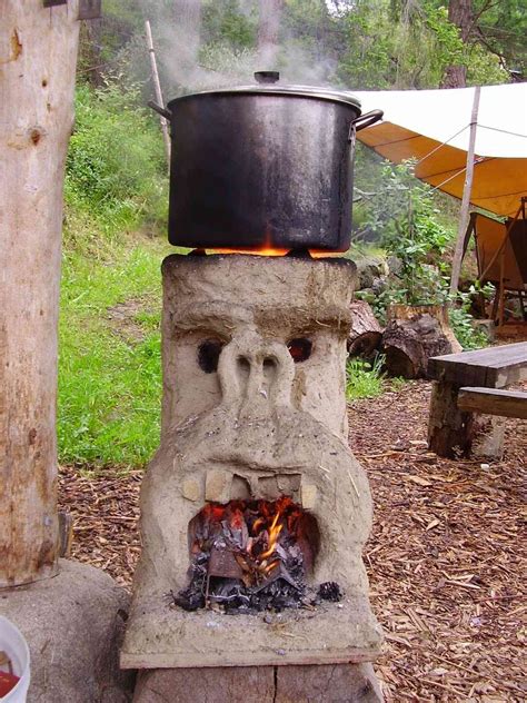 making a simple rocket stove with all natural materials More Rocket Stove Design, Diy Rocket ...