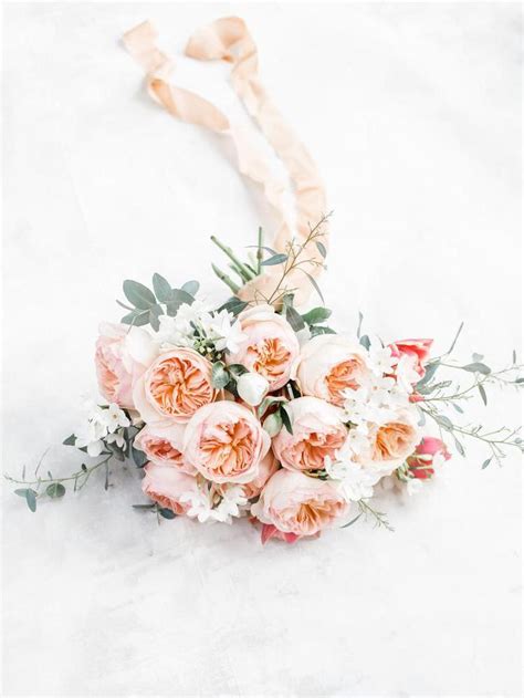 How to Dress Your Wedding with Peach Roses - David Austin Wedding and ...