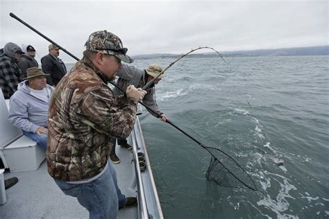 California’s Salmon Industry Set to Take Another Hit This Season ...