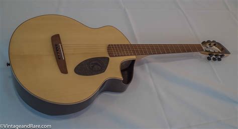 kopo-guitars-ouessant-l1-linen-fiber-acoustic-guitar-7 - Vintage & Rare Blog