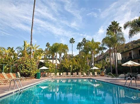 Mission Valley Resort Hotel (San Diego (CA)) - Deals, Photos & Reviews