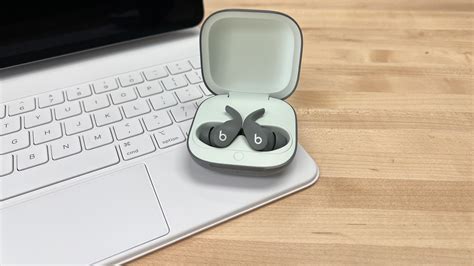 Poll: What are your favorite Apple/Beats wireless earbuds? - 9to5Mac