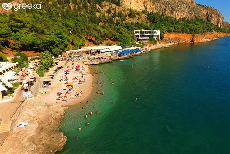 Nafplion Arvanitia beach: Photos, Map | Greeka