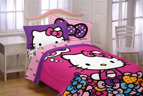 Sanrio Hello Kitty Twin/Full Reversible Comforter
