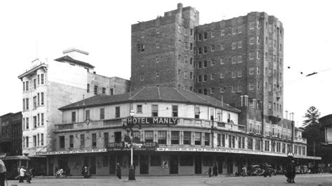 Hotel Manly in the Northern Beaches region of Sydney (year unknown). | Manly sydney, Aerial view ...