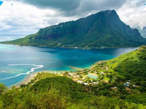 The Absolute Best Things to Do in Moorea, Tahiti - Trekaroo Family ...