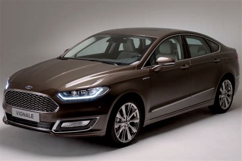 Ford Mondeo Vignale review | Carbuyer