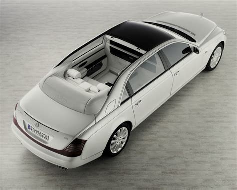 2012 Maybach Landaulet - Information and photos - MOMENTcar