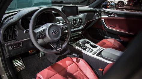 Kia Stinger 2018 Interior