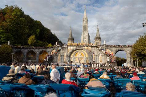 Organiser un pèlerinage - Sanctuaire Notre-Dame de Lourdes