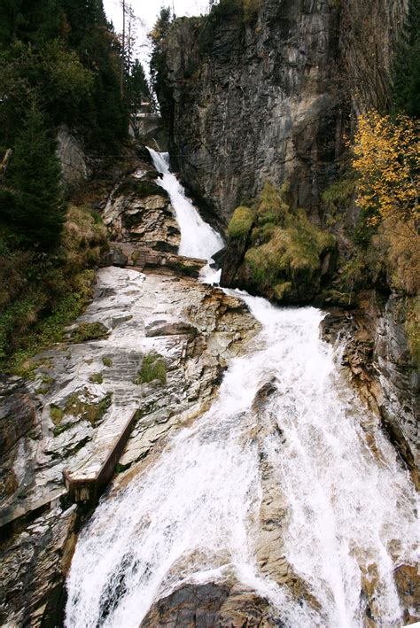 File:Bad Gastein Wasserfall Gasteiner Ache.JPG - Wikimedia Commons