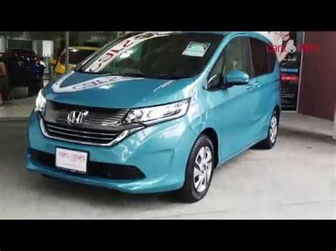 New Honda Freed Hybrid Review | Cars & Stars - YouTube