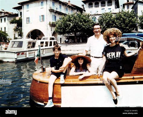 Maureen Lipman Actress with her husband Jack Rosenthal and family Stock Photo - Alamy