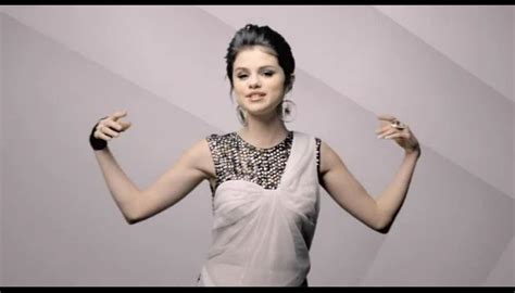 Selena Gomez - Naturally - Screencaps - Selena Gomez Image (19405972 ...