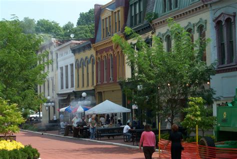 File:Downtown frankfort ky.JPG - Wikimedia Commons