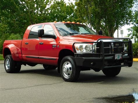 2007 Dodge Ram 3500 SLT MegaCab DUALLY 6-SPEED 4X4 5.9L DIESEL CUMMINS