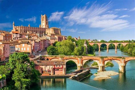 Architecture of Cities: Toulouse- The Pink City of France - RTF | Rethinking The Future