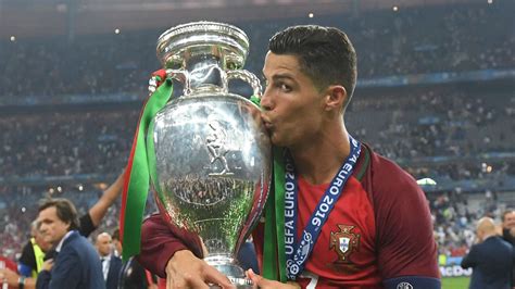 Cristiano Ronaldo: Juventus forward targeting 'many more years' and ...