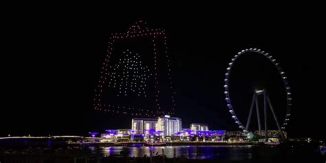 Dubai Shopping Festival entertains with a drone light show