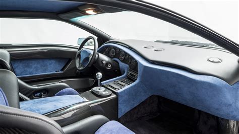 Descubrir 124+ imagen lamborghini diablo gtr interior - Abzlocal.mx