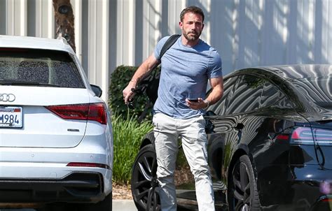 Ben Affleck Shows Off His Smile While Strolling In Los Angeles