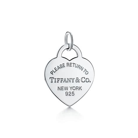 Return to Tiffany™ Heart Tag Charm in Silver, Large | Tiffany & Co. Belgium