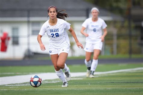 Women's Soccer Advances to MVC Semis with 1-0 Win Over Valpo - Drake ...